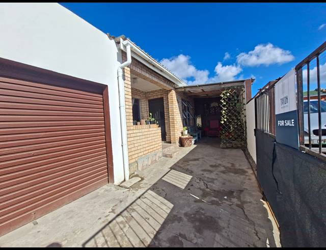 3 BEDROOM FREESTANDING FOR SALE IN BUFFALO FLATS